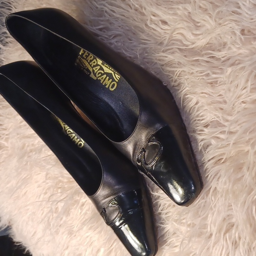 Ferragamo heels - Picture 15 of 15